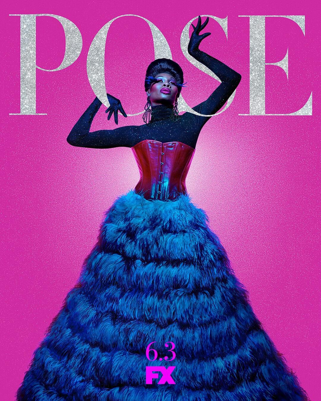 01 pose